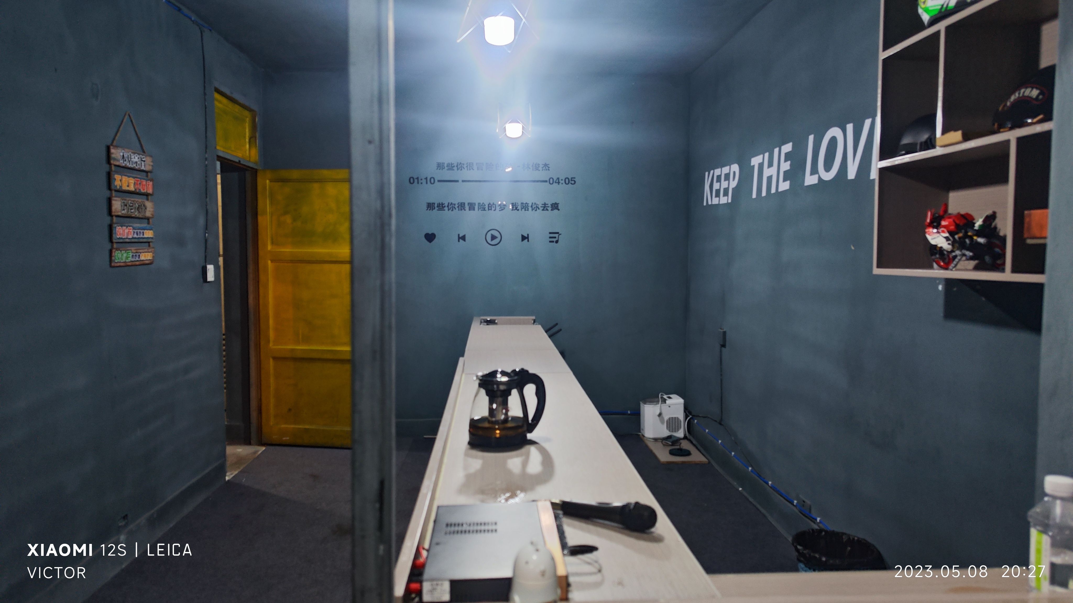 经济舱_机车驿站_环境